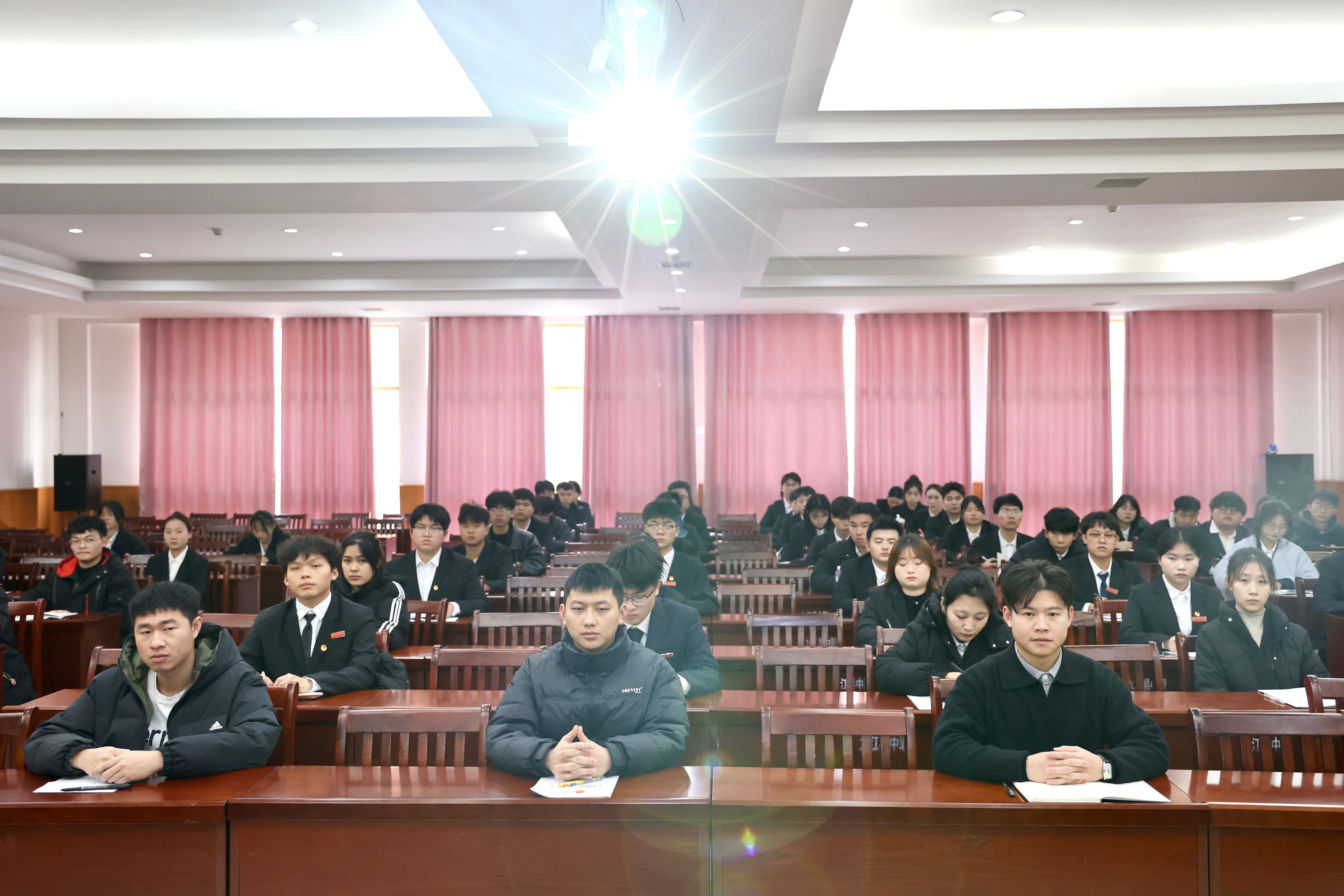 1704963241652615.jpg 1704963241652615.jpg