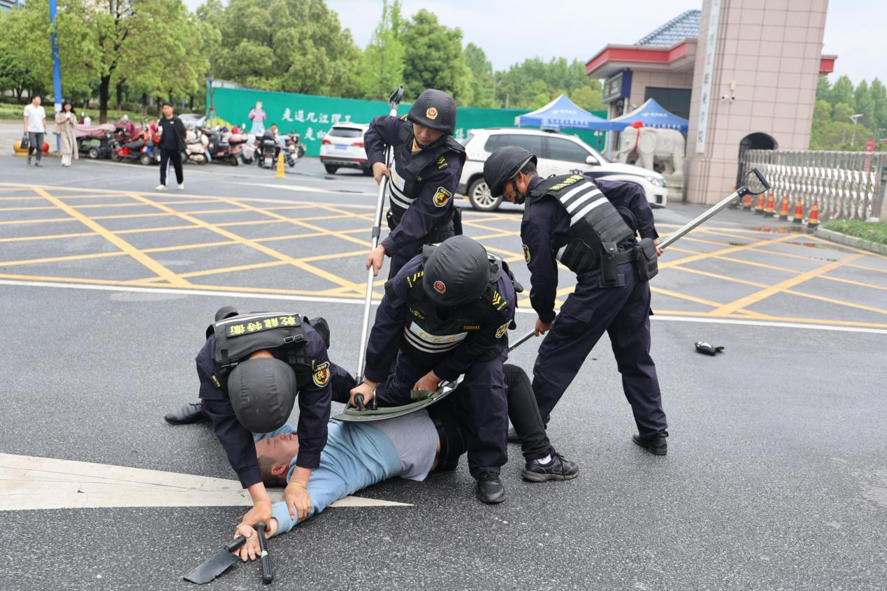 1713507920303716.png 1713507920303716.png